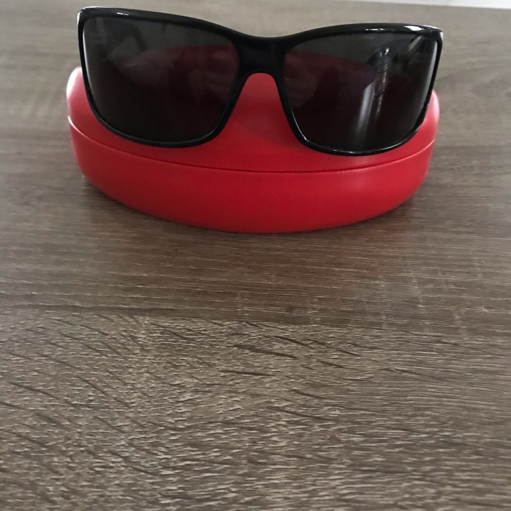 Valentino sun glasses